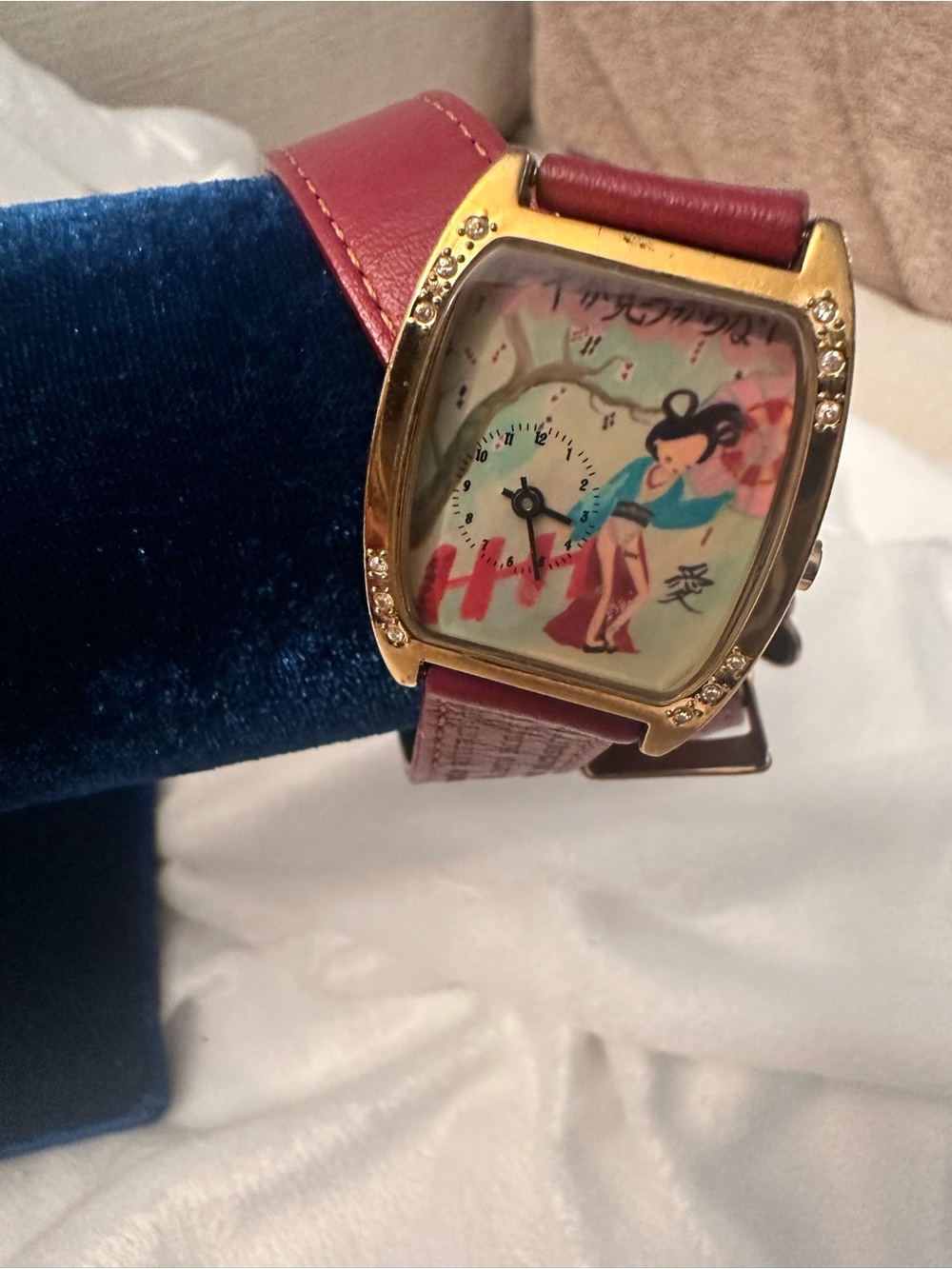 Harajuku Lovers Gwen Stefani Vintage Red Double Wrap Watch HLLA40 - VGUC